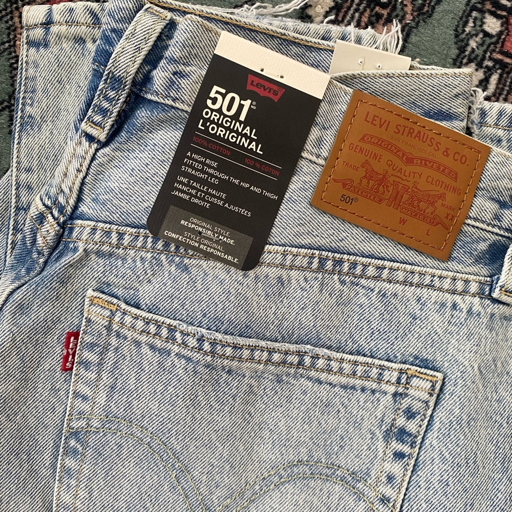 Levi’s 501 Original straight leg distressed jeans - Picture 10 of 11